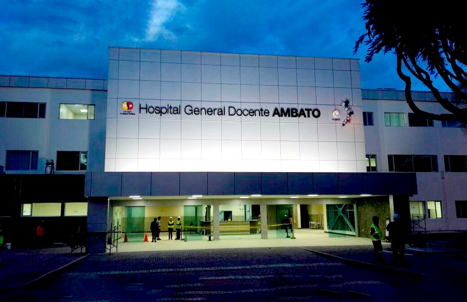 Hospital Docente Ambato HLR INGENIERIA